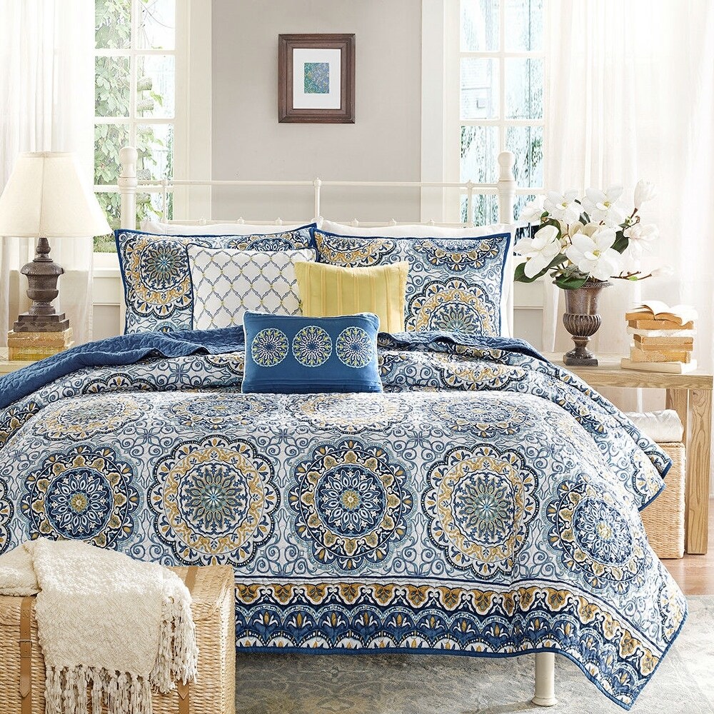 Queen size 6 Piece Coverlet Quilt Set in Blue Floral Pattern