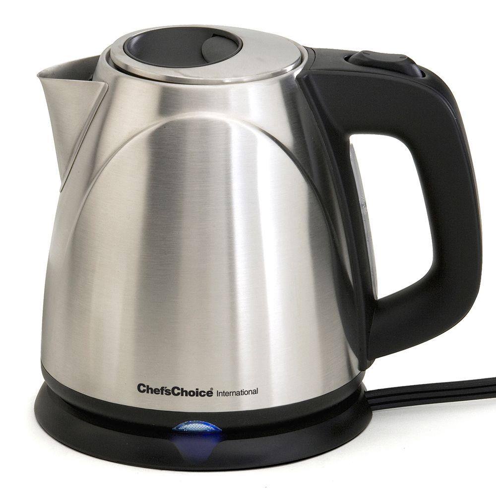 Chef'sChoice 4-Cup Cordless Stainless Steel Electric Kettle with Automatic Shut-Off 6730001