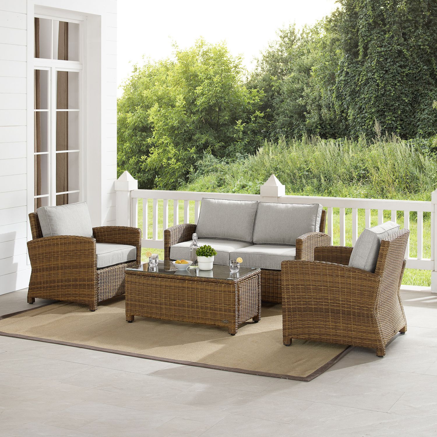 Crosley Bradenton Outdoor Conversation Loveseat， Chair and Coffee Table 4-piece Set