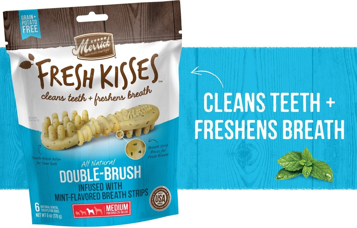 Merrick Fresh Kisses Double-Brush Mint Breath Strip Infused Medium Dental Dog Treats