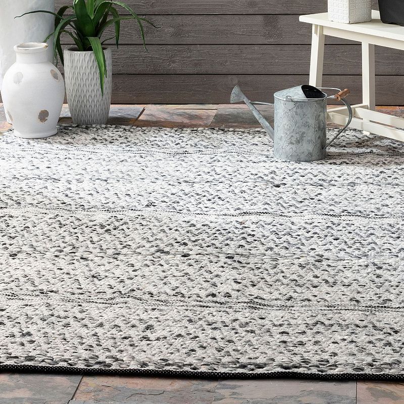 nuLOOM NatoshaIn Outdoor Rug