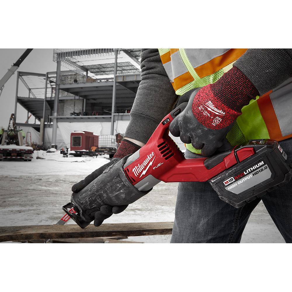 MW X-Large Red Latex Level 3 Cut Resistant Insulated Winter Dipped Work Gloves 48-22-8923