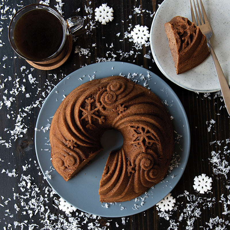 Nordic Ware Let It Snow! Bundt Pan