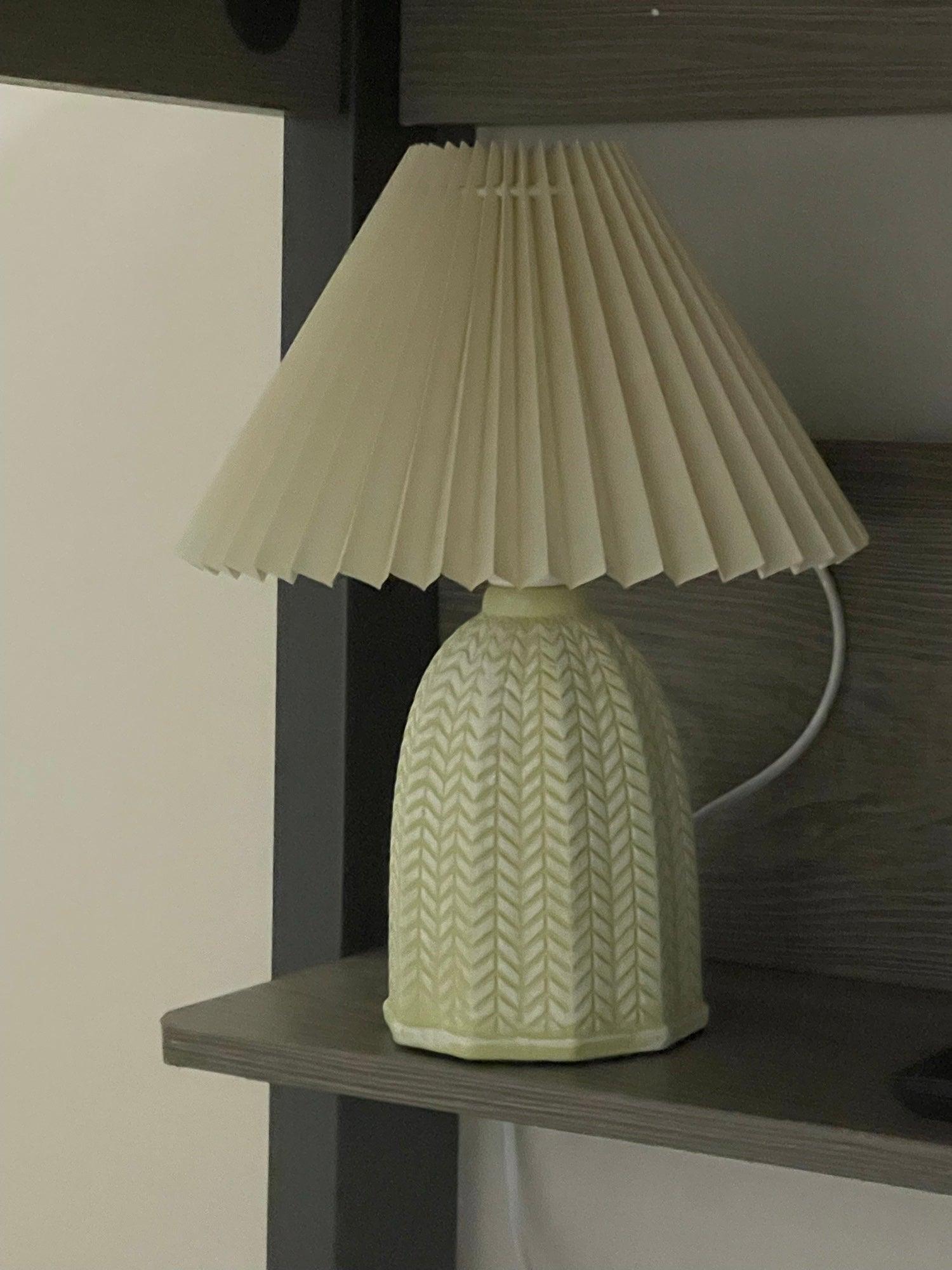 Vintage Pleated Table Lamp