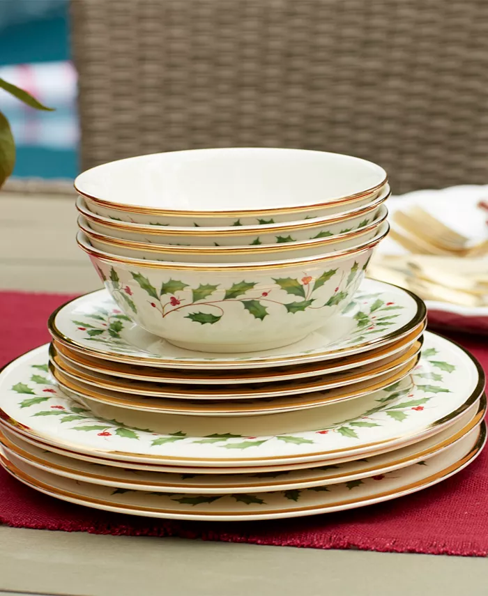 Lenox Holiday 12 Pc. Dinnerware Set Service for 4