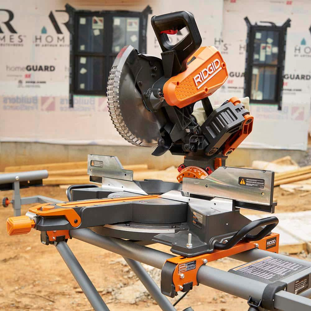 RIDGID 10 in. Dual Bevel Sliding Miter Saw R4241