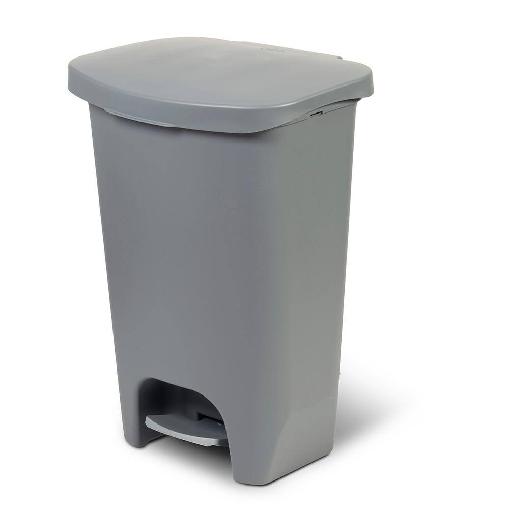 Glad 13 Gal. Gray Step-On Plastic Trash Can with Clorox Odor Protection of The Lid GLD-74131-1