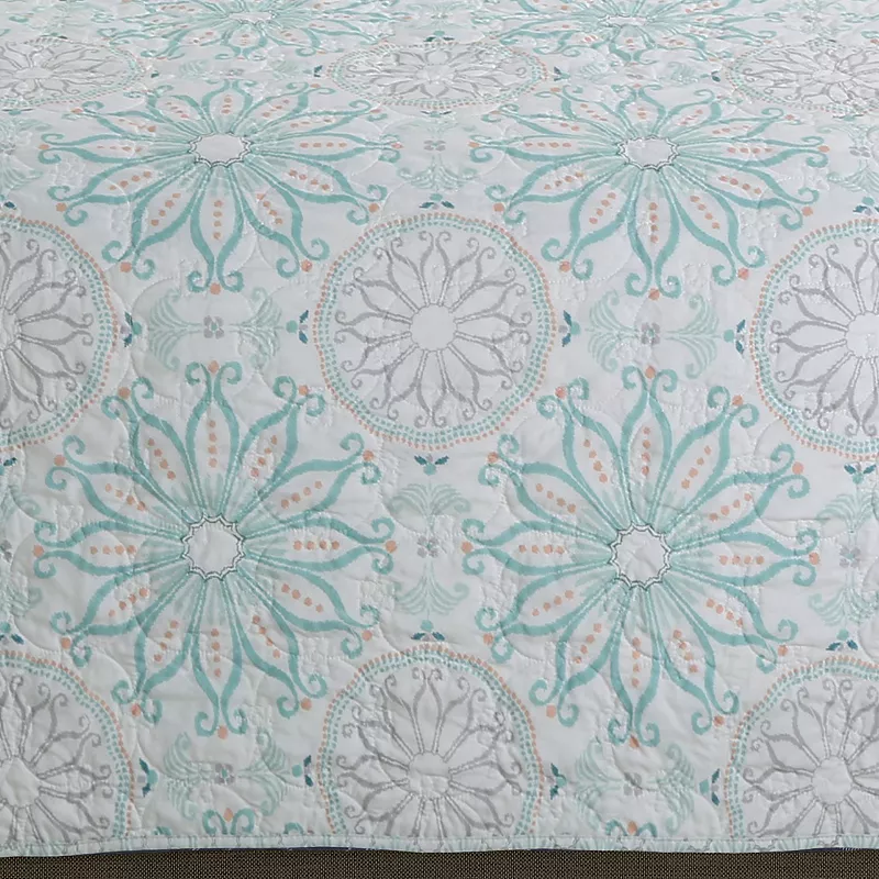 Estate Collection Felicity Quilt Set with Shams