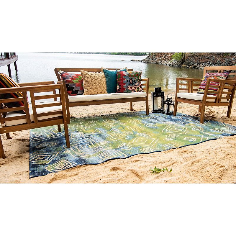 Unique Loom Outdoor Vortex Area Rug