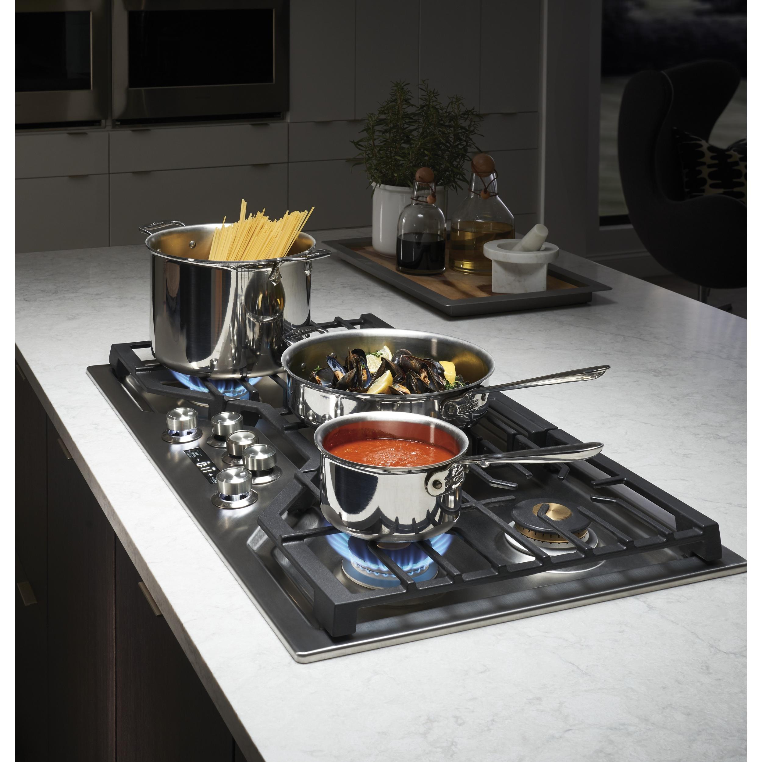 Monogram 36-inch Built-In Gas Cooktop ZGU36ESLSS