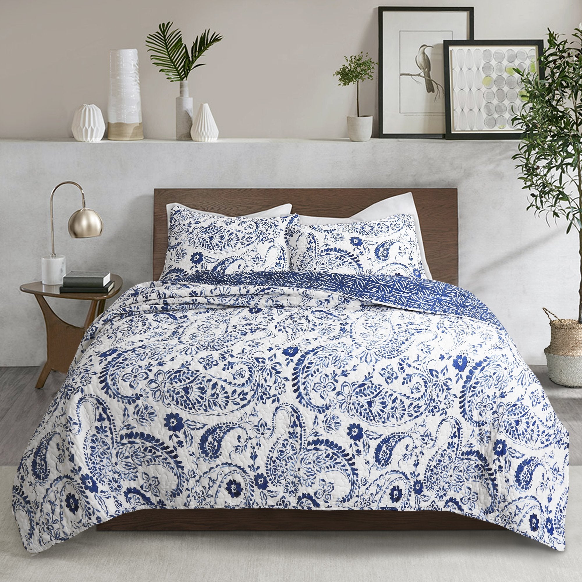 Bedding Bundle: Erindale Quilt Set + Farmhouse Seersucker Comforter - Full/Queen