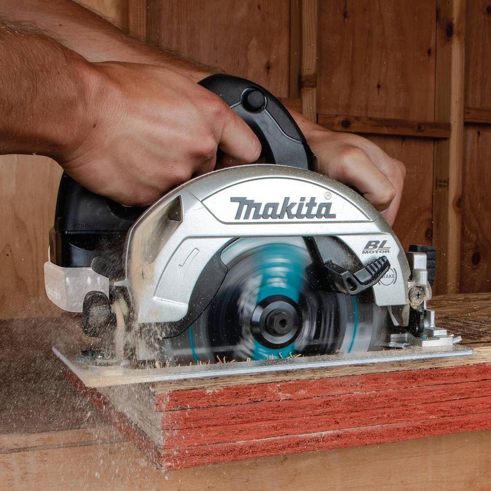 Makita 18V LXT Sub-Compact Lithium-Ion Brushless Cordless 6-12 in. Circular Saw AWS Capable (Tool-Only) XSH05ZB