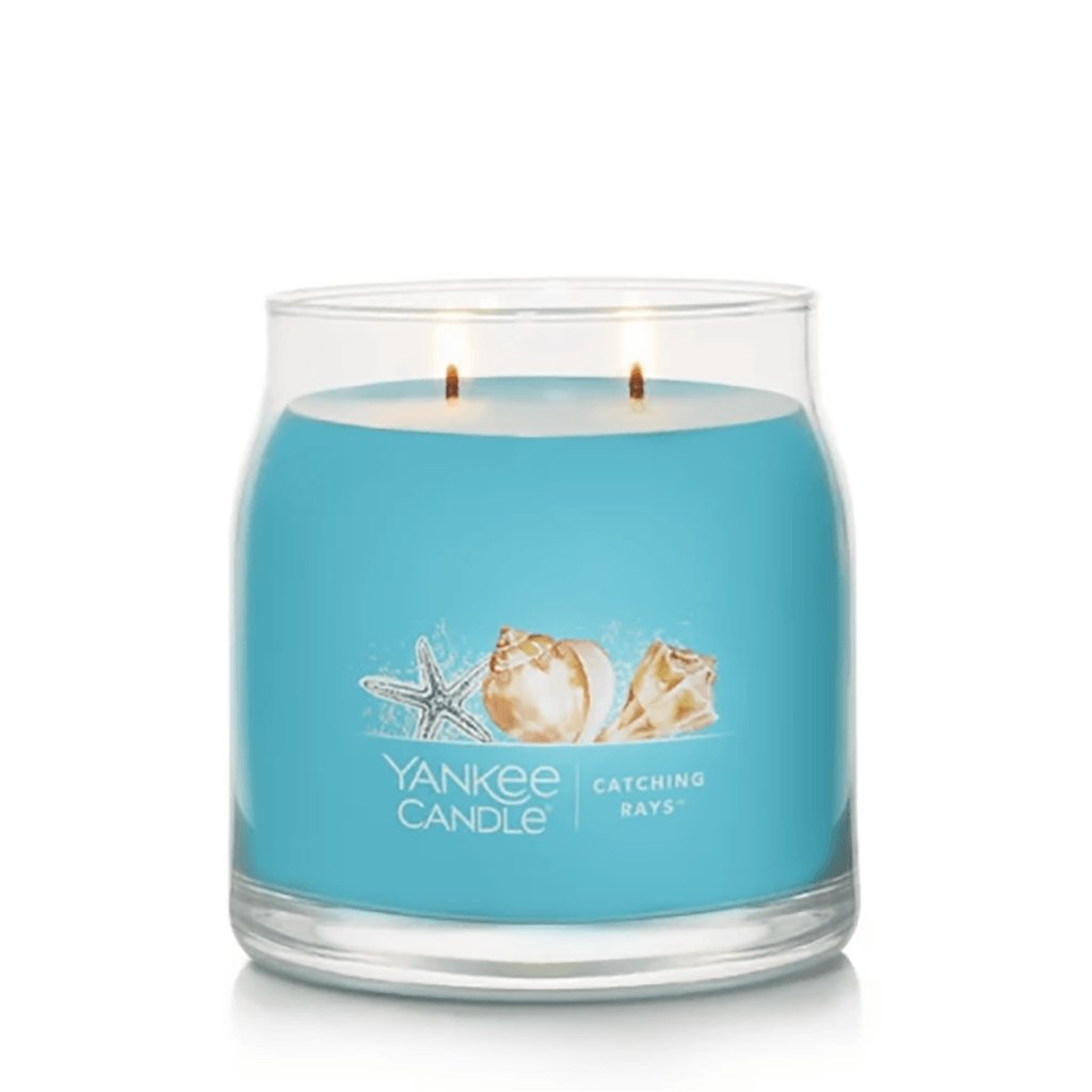 Yankee Candle  Signature Medium Jar Candle in Catching Rays™