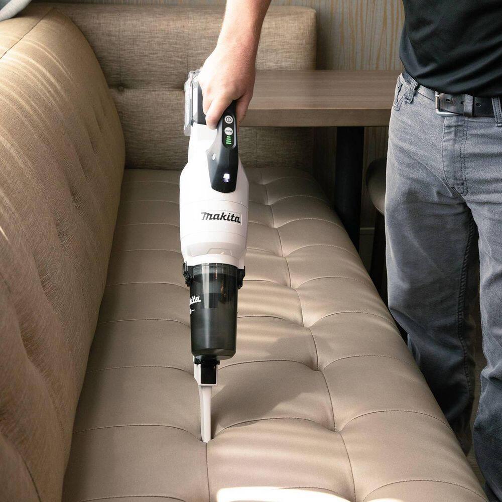 Makita 40V max XGT Brushless Cordless Cyclonic 4-Speed HEPA Filter Compact Stick Vacuum Tool Only GLC03Z