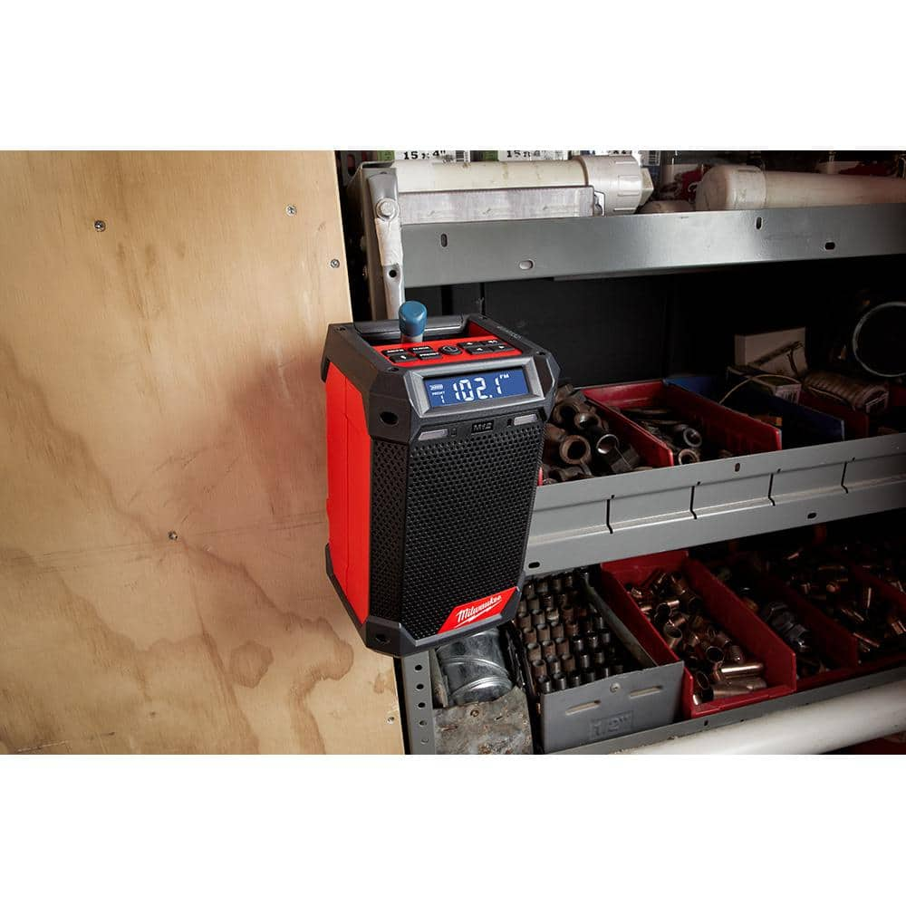 Milwaukee 2951-20 M12 12-Volt Lithium-Ion Cordless Bluetooth/AM/FM Jobsite Radio with Charger