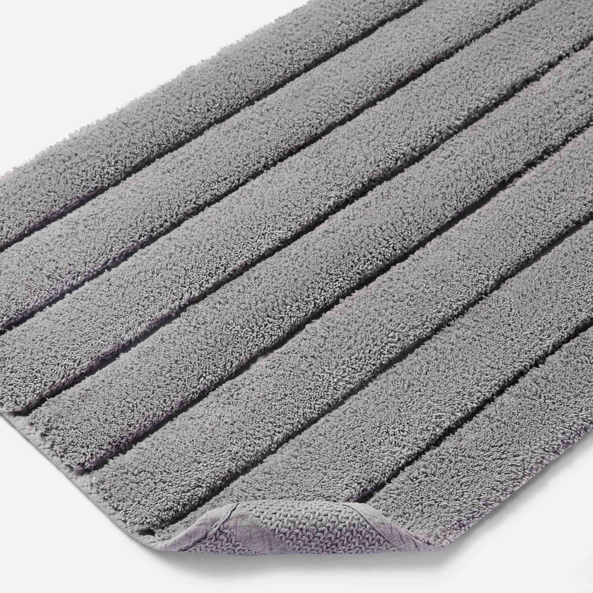 Tufted Bath Rug