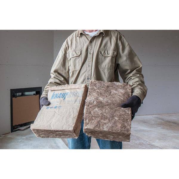 Knauf Insulation R-30 EcoBatt Kraft Faced Fiberglass Insulation Batt 10 in. x 16 in. x 48 in. 5001485