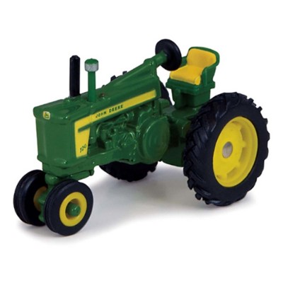 Ertl John Deere Vintage Tractor Toy 1:64