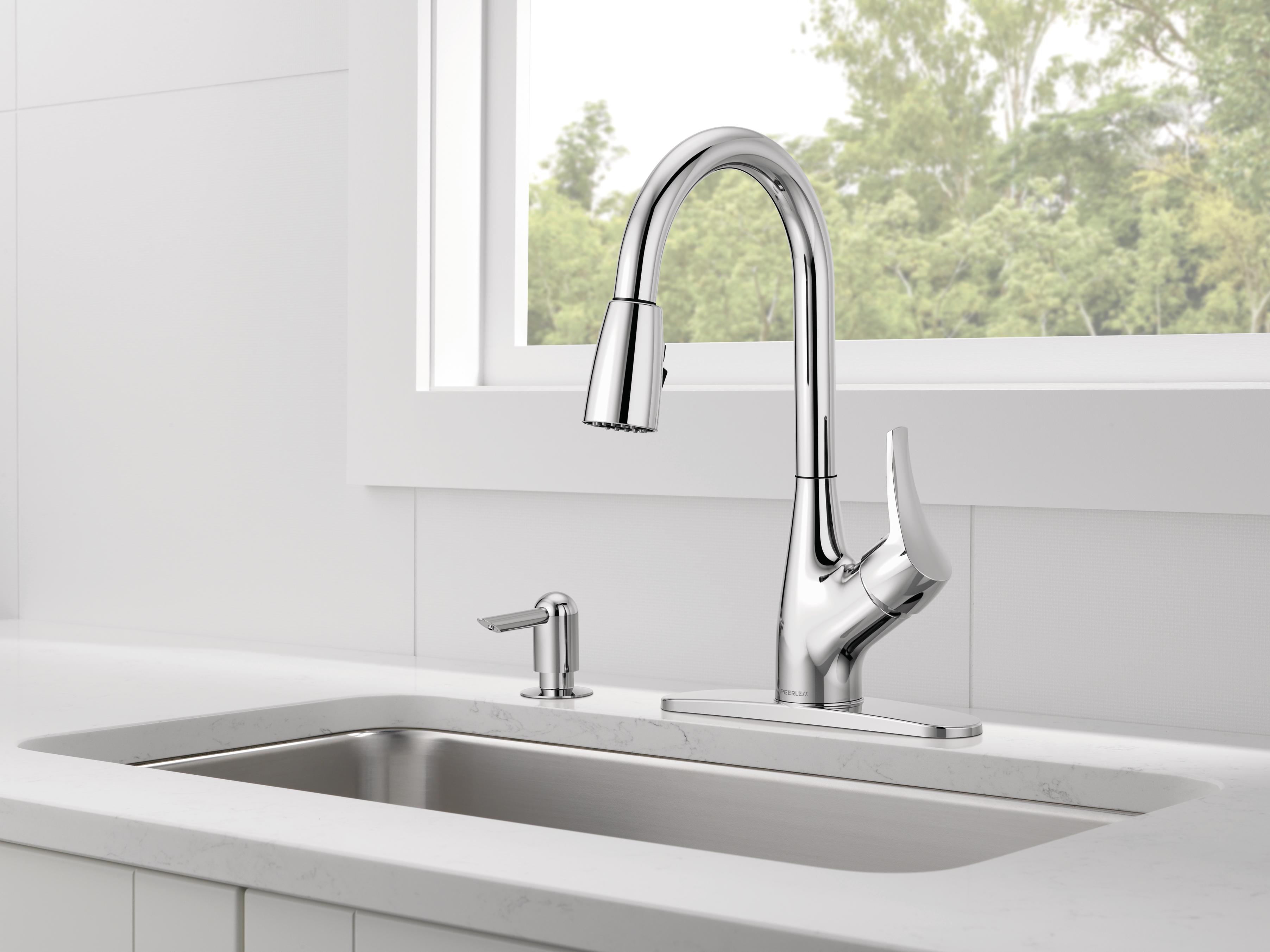 Peerless Apex Single Handle Pull-Down Sprayer Kitchen Faucet with Soap Dispenser in Chrome P7901LF-SD-W