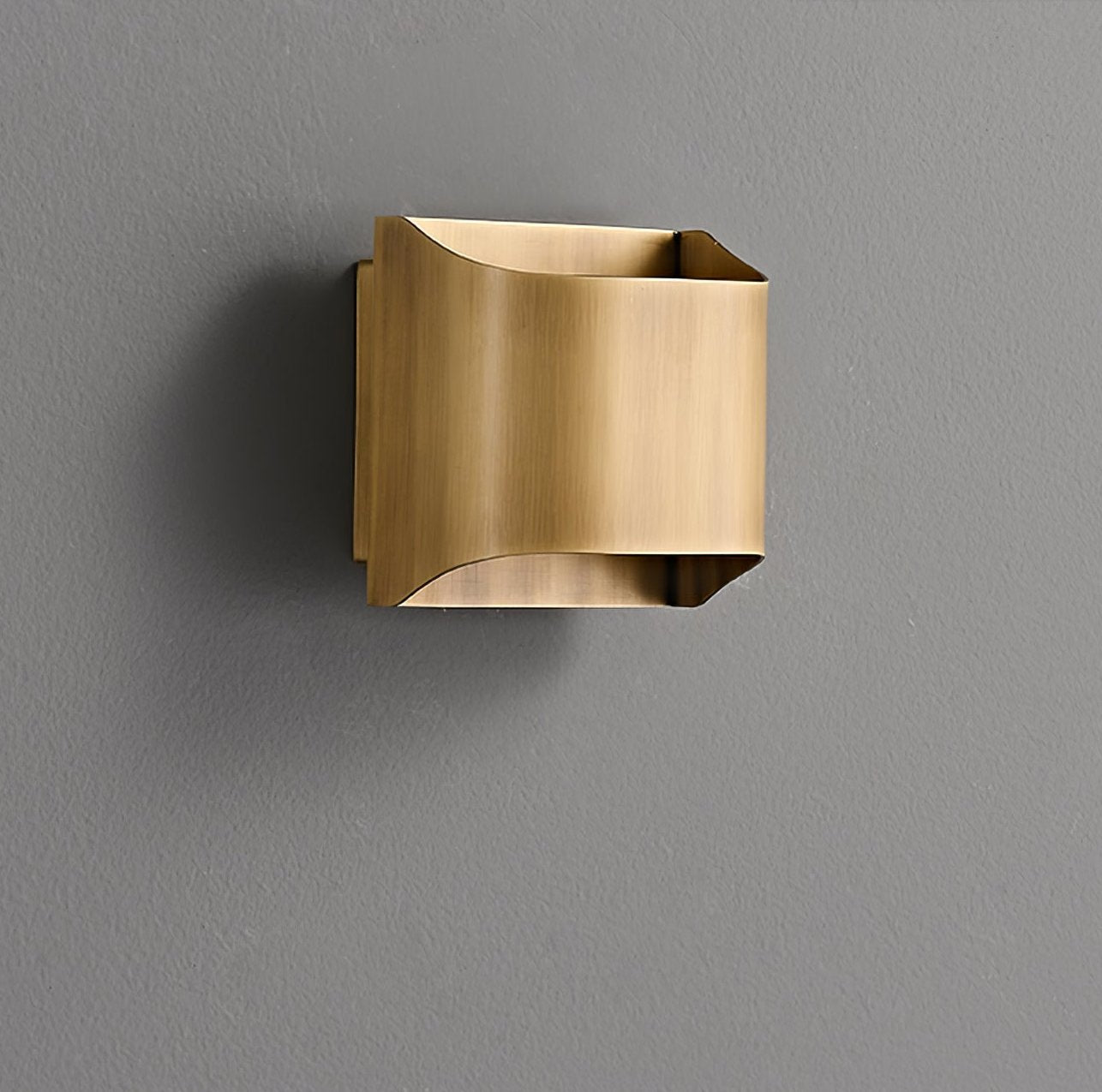 Leclerc Brass Wall Lamp