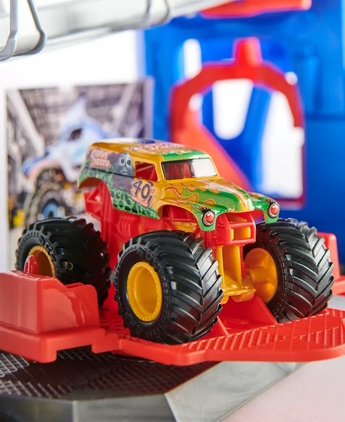 Monster Jam Garage Playset and Storage