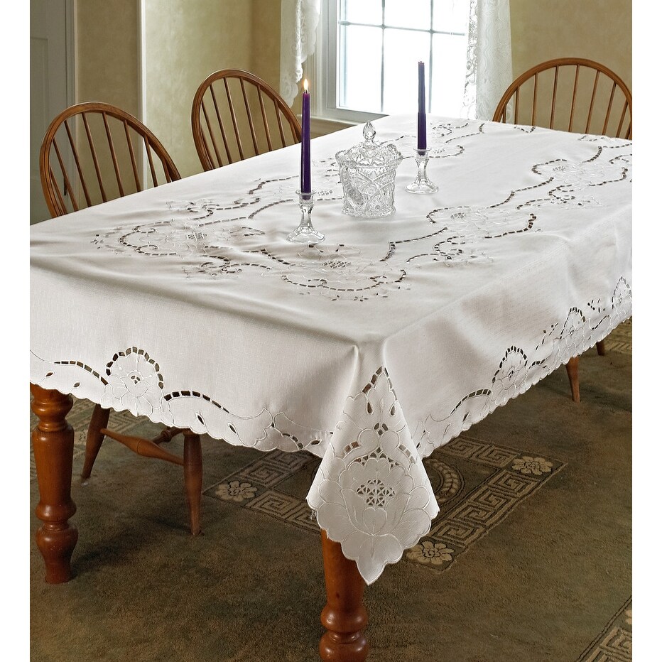 Violet Linen Sapphire Embroidered Pattern Tablecloth