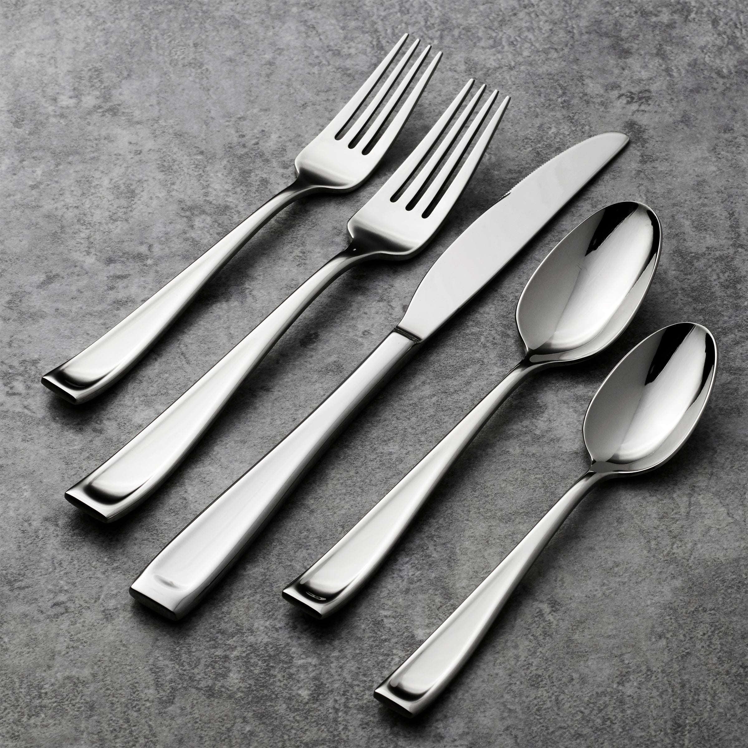 Moda 75pc Fine Flatware Set