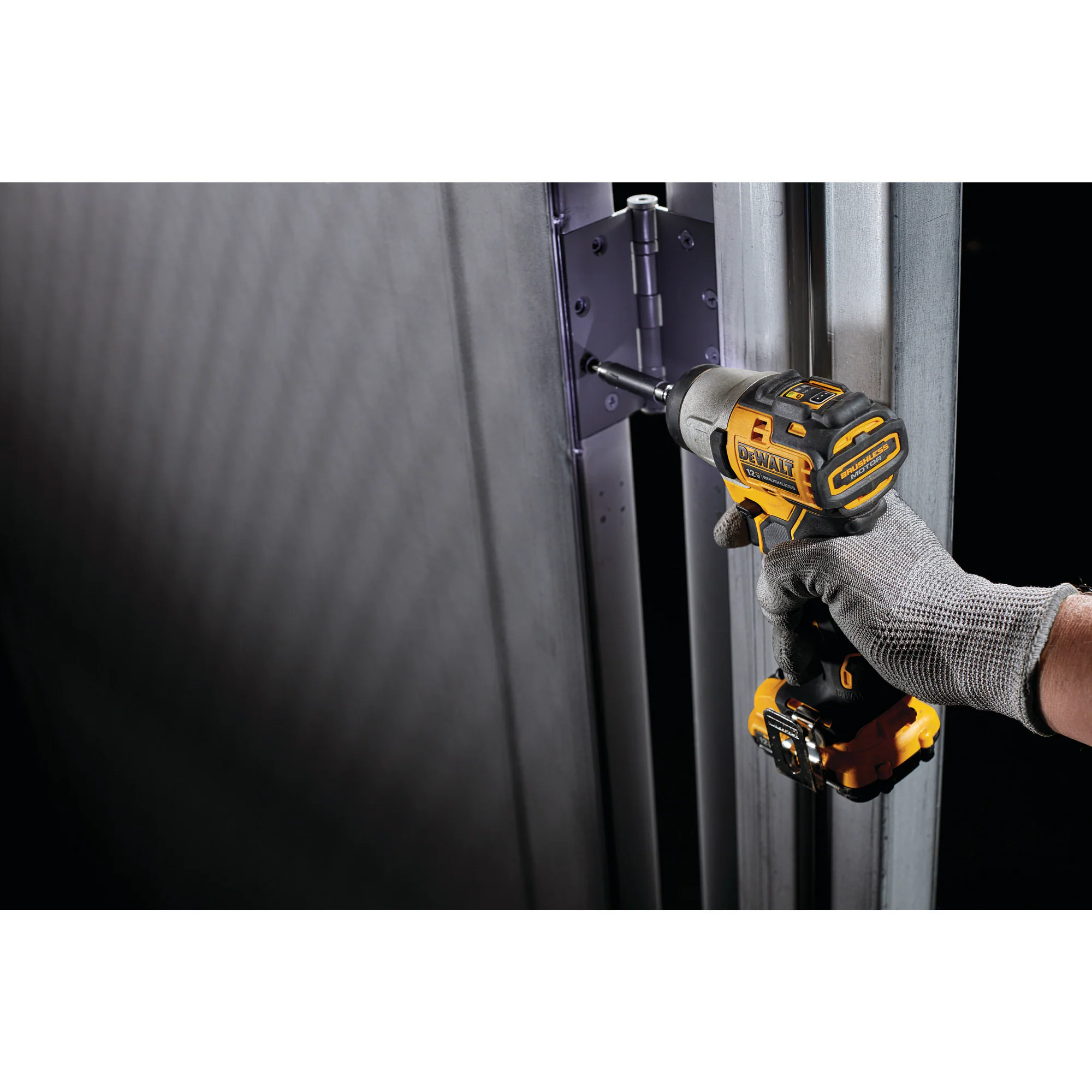 DEWALT DCF801F2 XTREME 12-volt Max 1/4-in Variable Speed Brushless Cordless Impact Driver (2-Batteries Included)