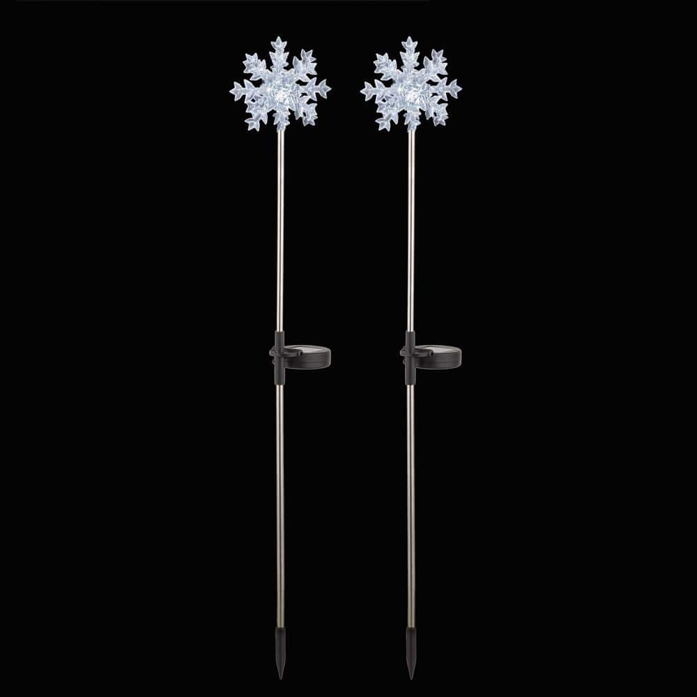 Alpine Corporation 33 in. Tall White Solar Snowflake Garden Stake with Cool LED Light (Set of 2) SLC131SLR-WT-2