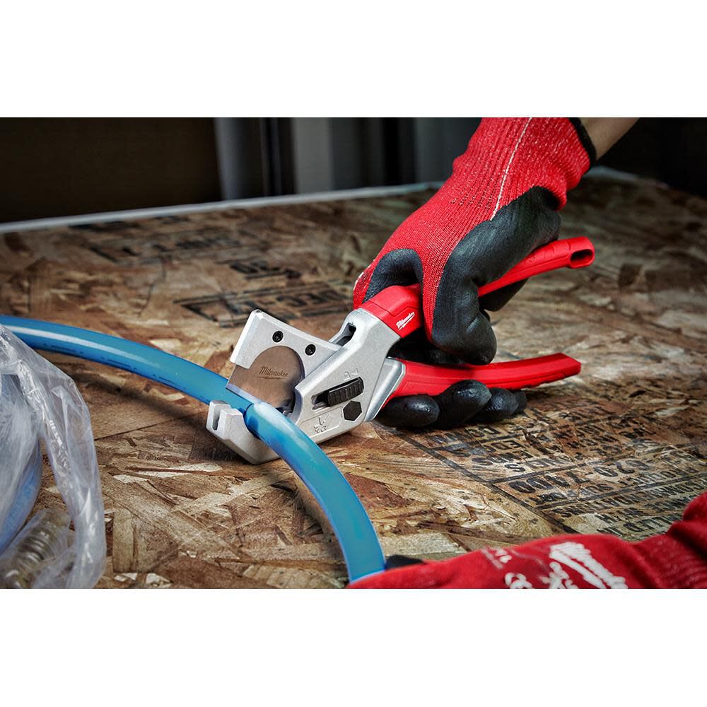 MW PEX and Tubing Cutter 48-22-4204 from MW