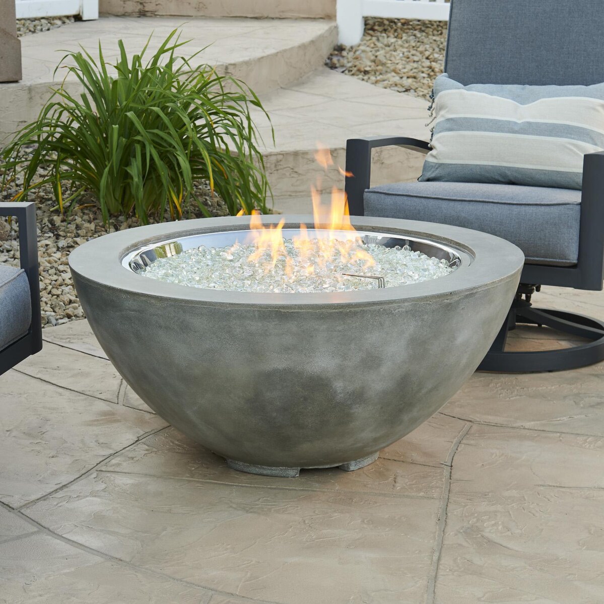 Lakeview Villa View 42-Inch Round Propane Gas Fire Pit Bowl with 30-Inch Crystal Fire Burner