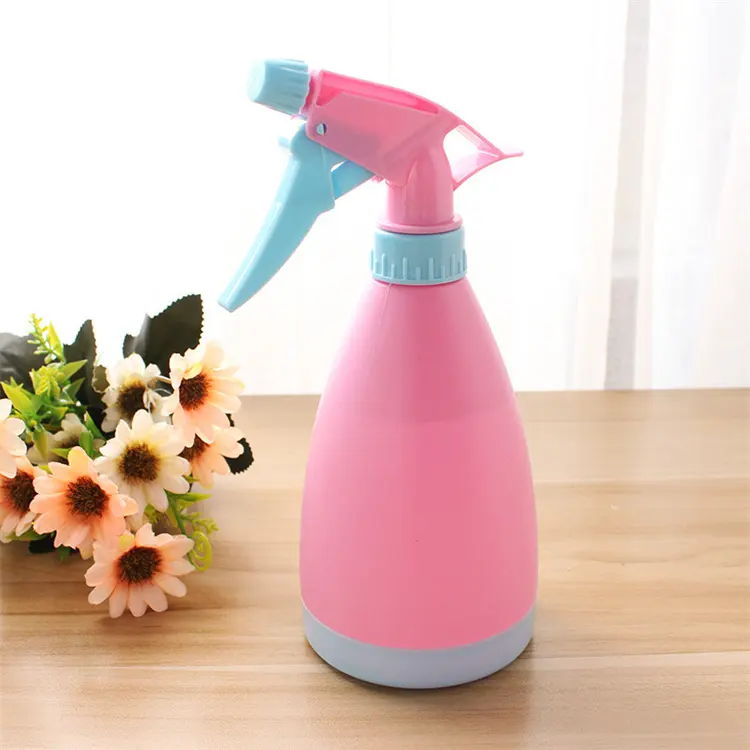 Hand pressure flower watering plastic sprayers Garden small watering cans candy colored sprinklers watering pot