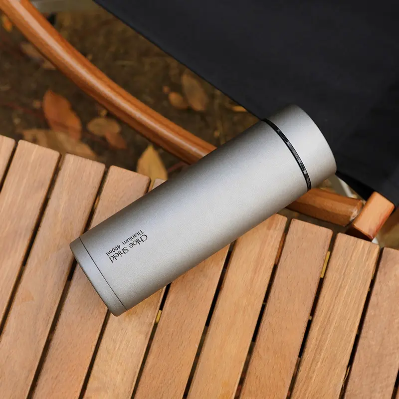 Titanium Vacuum Thermos Bottle Thermal Water Bottle Good Insulation Properties Insulation Cup Vacuum Flask Mug with Tea Infuser