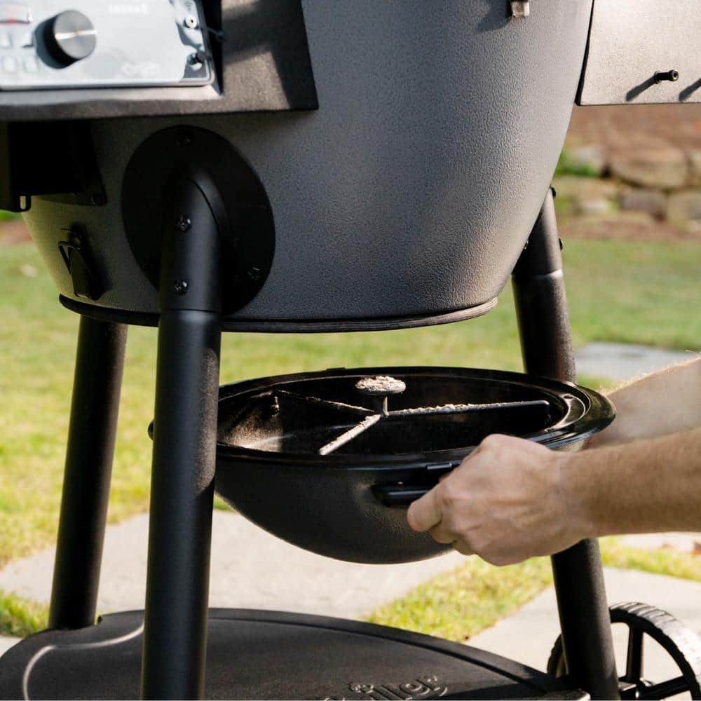 Char-Griller Akorn Auto-Kamado 20-inch Digital WiFi Charcoal Grill in Gray 6480