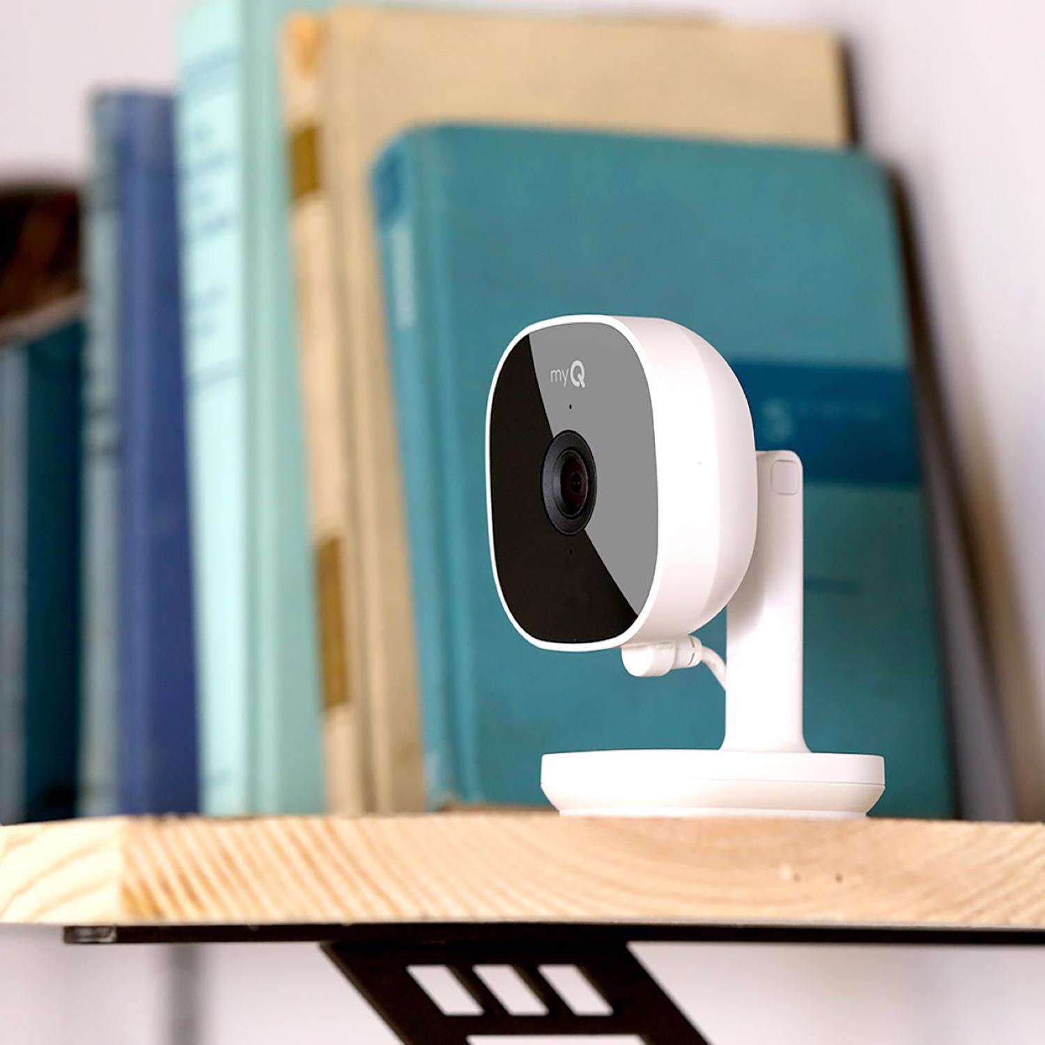 Chamberlain Plug-in Indoor Security Camera