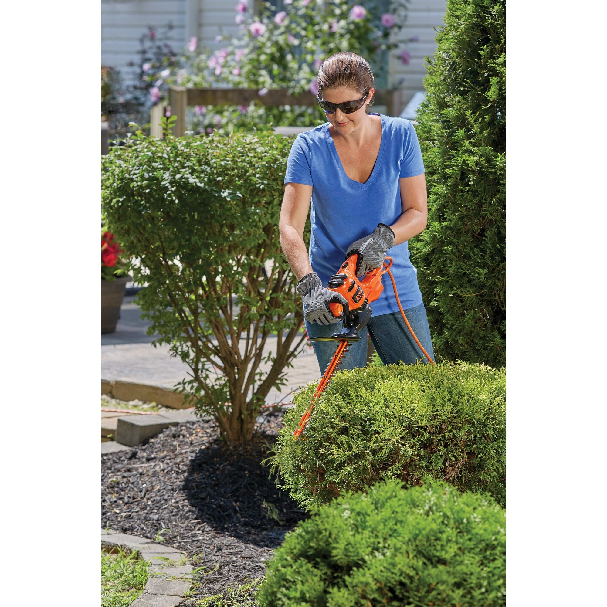 16 In. Electric Hedge Trimmer