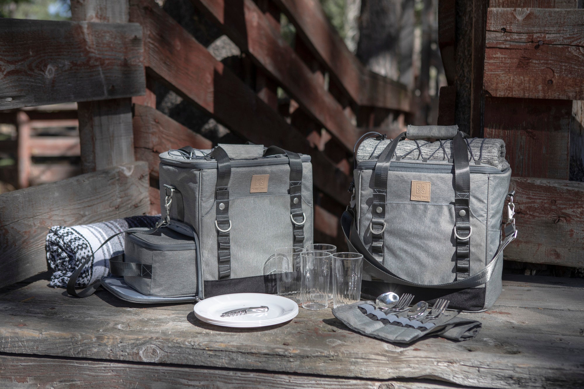 PT-Frontier Picnic Utility Cooler