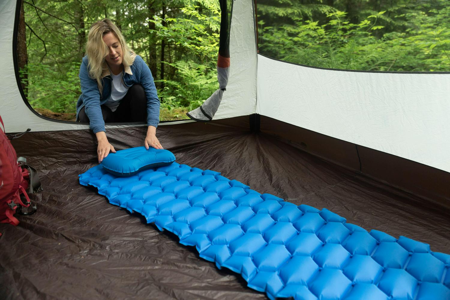 Cascade Mountain Tech Insulated Sleeping Pad with Pillow  Blue