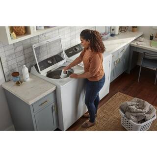 Whirlpool 4.7 - 4.8 cu. ft. Top Load Washer with 2 in 1 Removable Agitator in White WTW5057LW