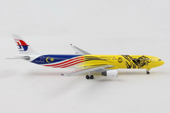 Herpa Malaysia A330 300 1/500 Harimau Malaya  HE53...