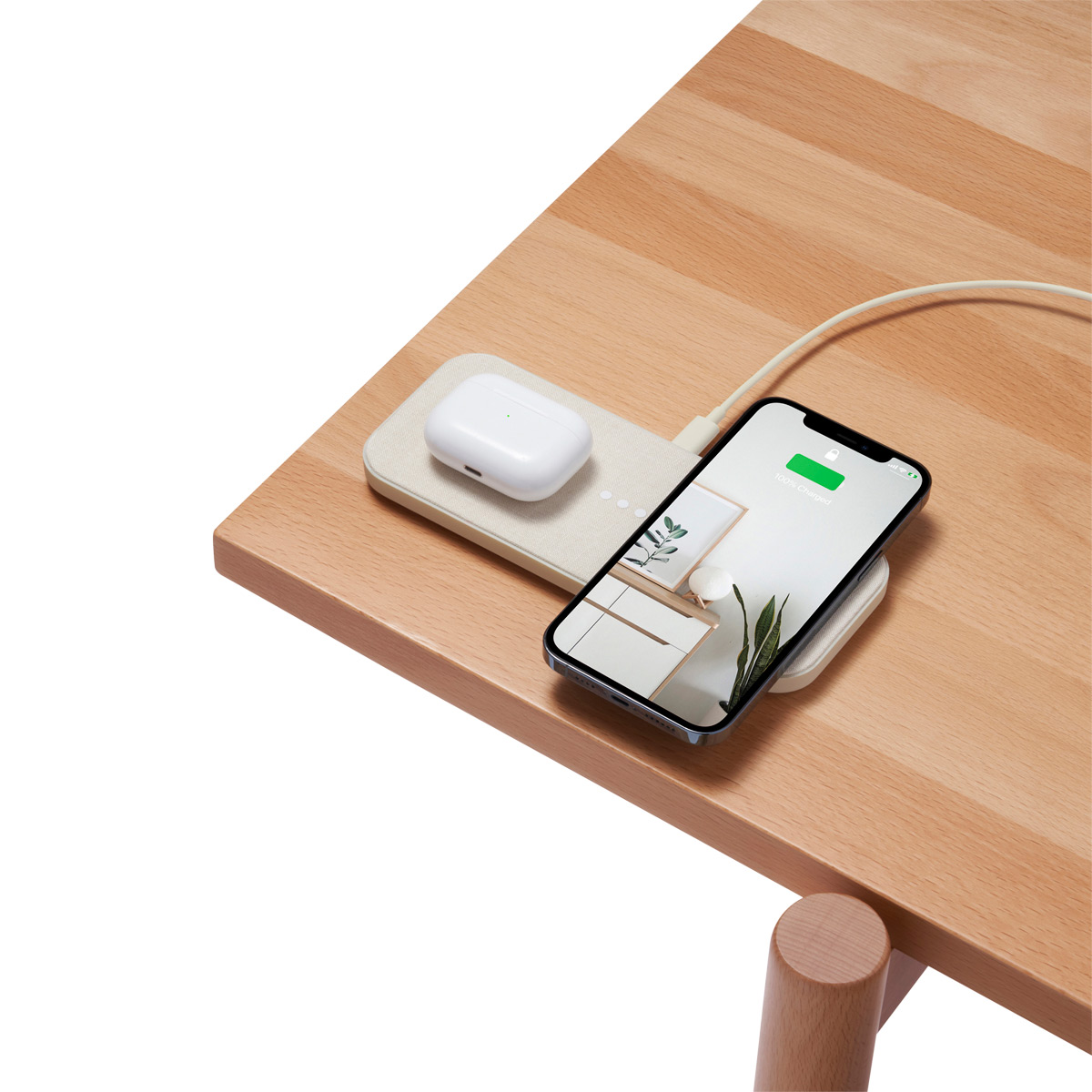 Courant Dual Wireless Charger