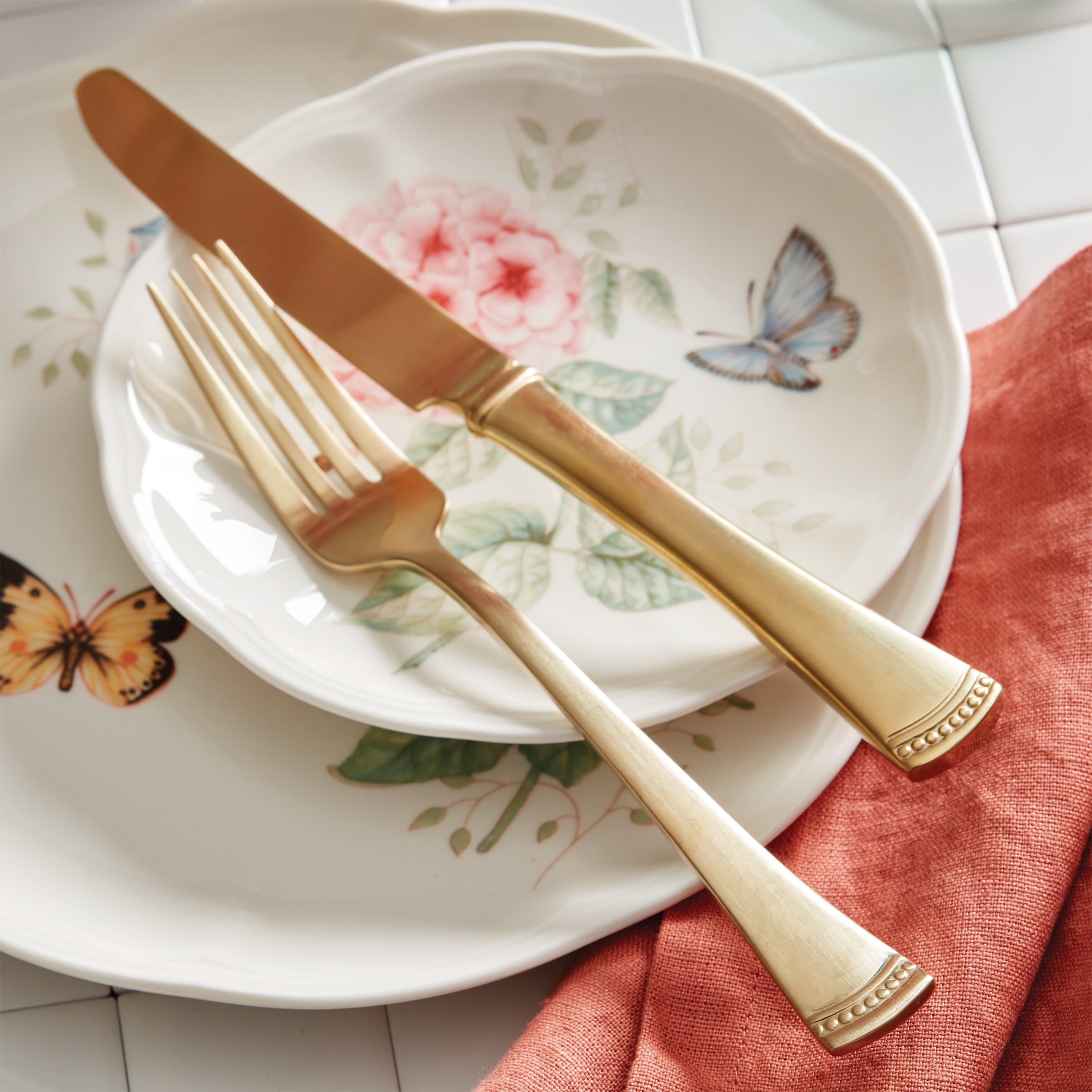 Portola Gold 20-Piece Flatware Set