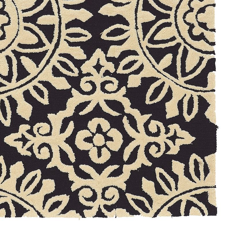 Linon Trio Medallion Design Rug