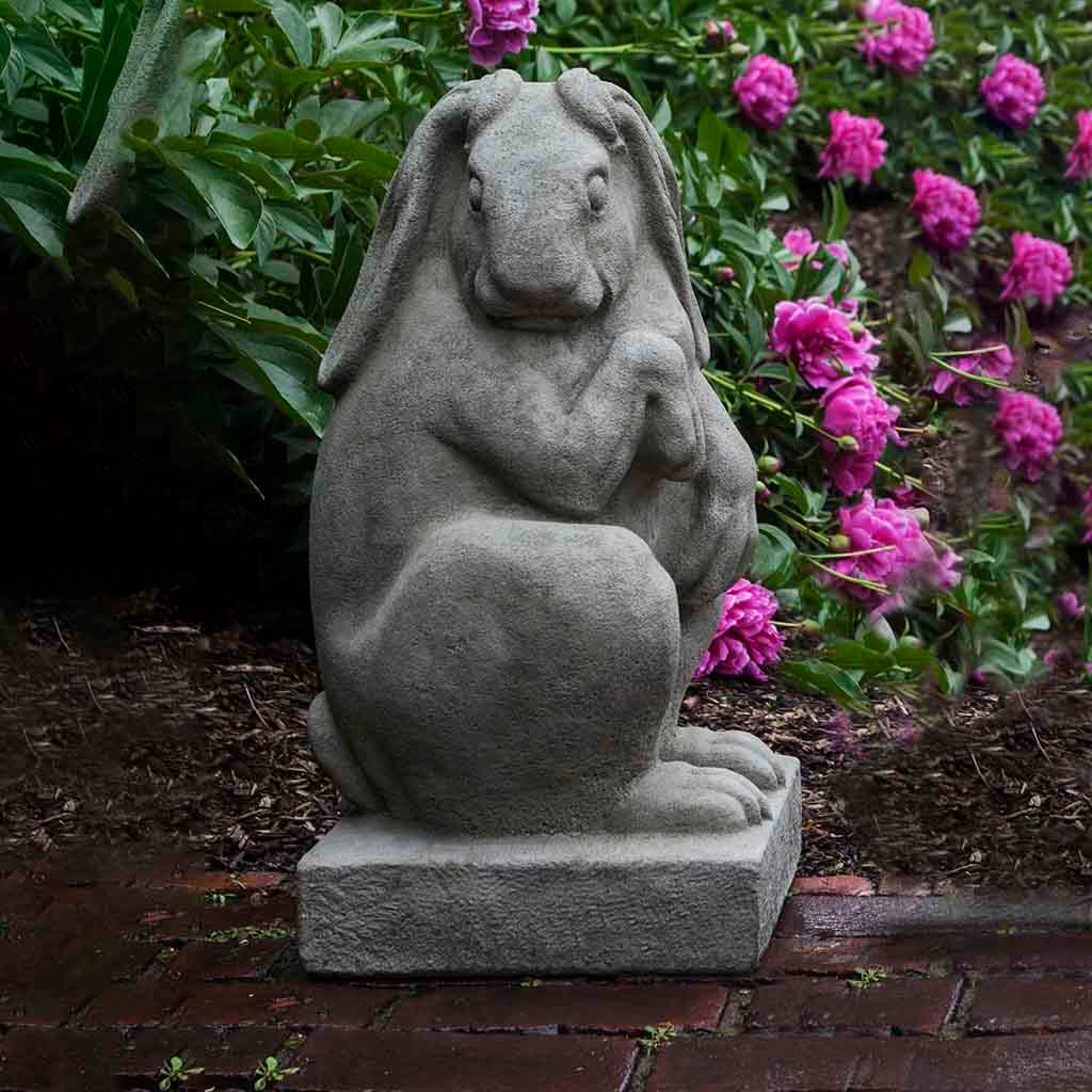 Campania International Newport Rabbit Facing Right Statue