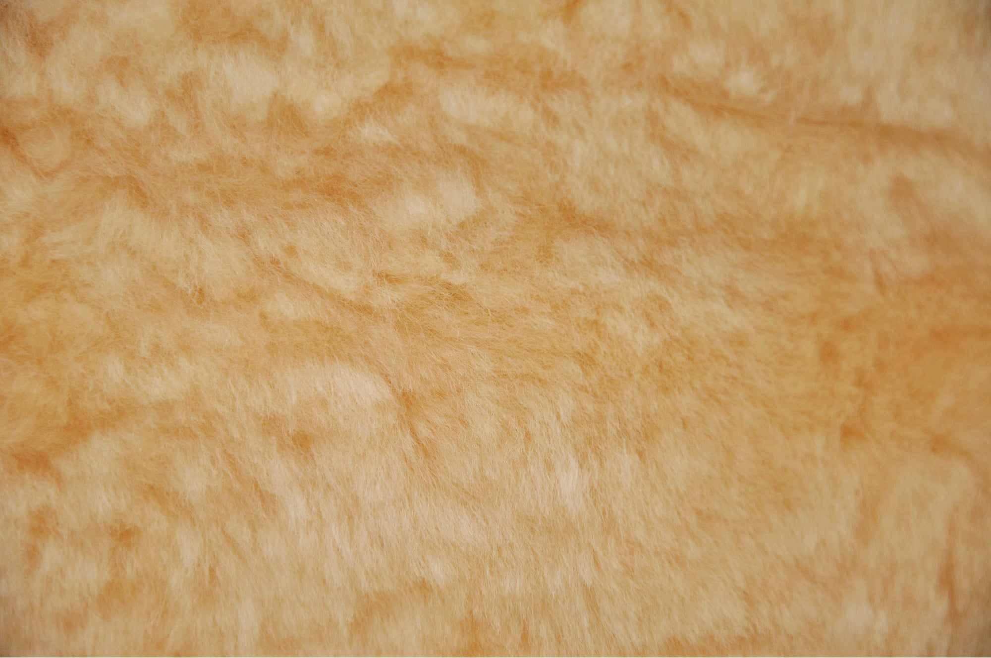 Eurow Sheepskin Seat Cover New XL Design Premium Pelt， Champagne