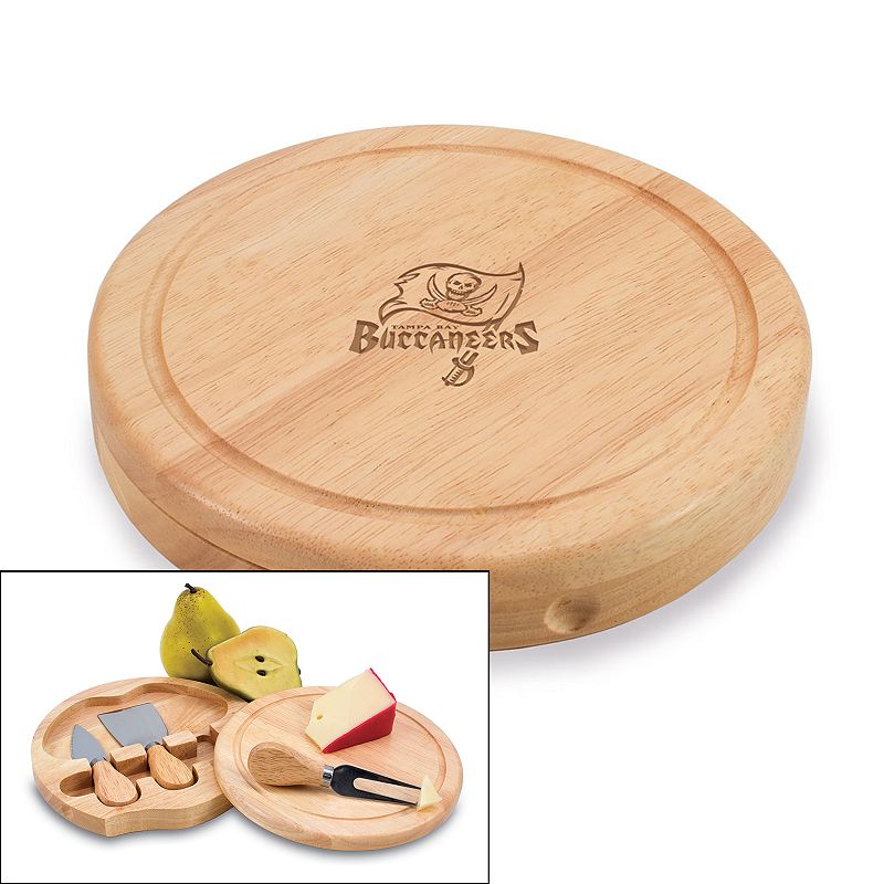 Picnic Time Tampa Bay Buccaneers Brie Cheese Board Set