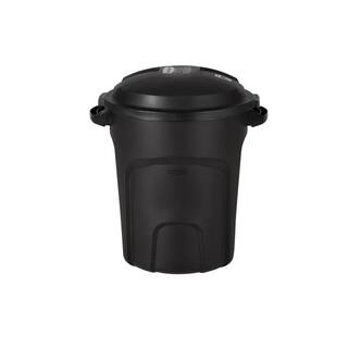 Rubbermaid Roughneck 20 Gallon Black Vented Outdoor Trash Can with Lid 2181136