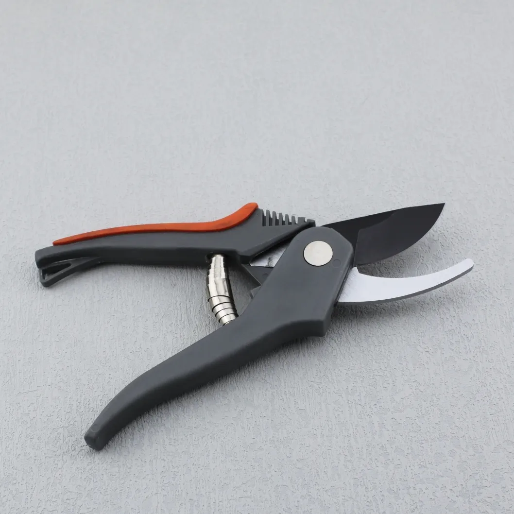 Chinese Carbon Steel Pruning Scissors Garden Bonsai Serrated Cutting Hand Garden  Tools