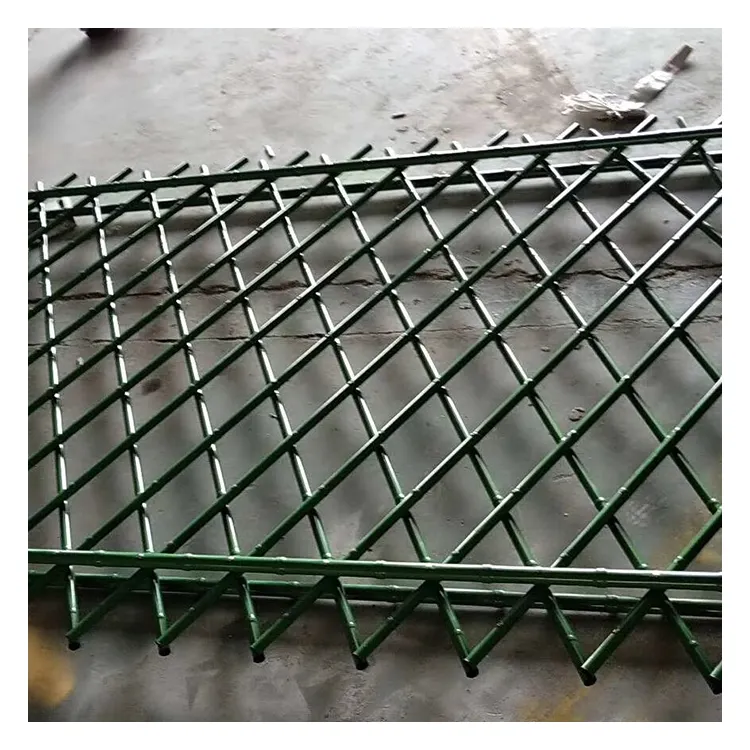 High Quality Low Price Factory Supply China Powder Coated Green/Yellow Garden Bamboo Fence