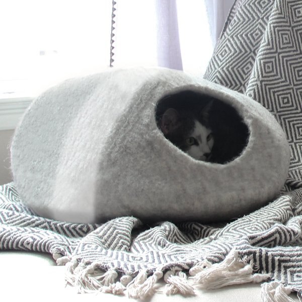 Mau Lifestyle Horizon Wool Felt Cave Cat Bed